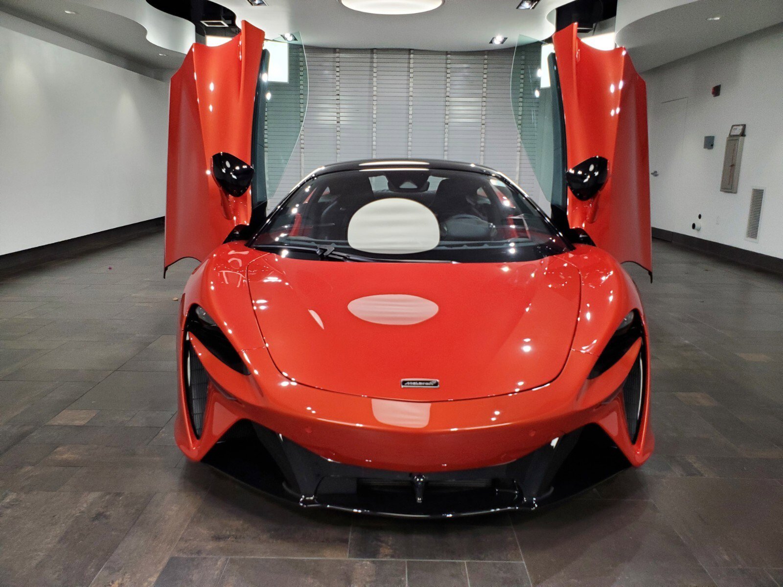 New 2023 McLaren Artura TechLux Coupe 2dr Car in West Palm Beach MC255