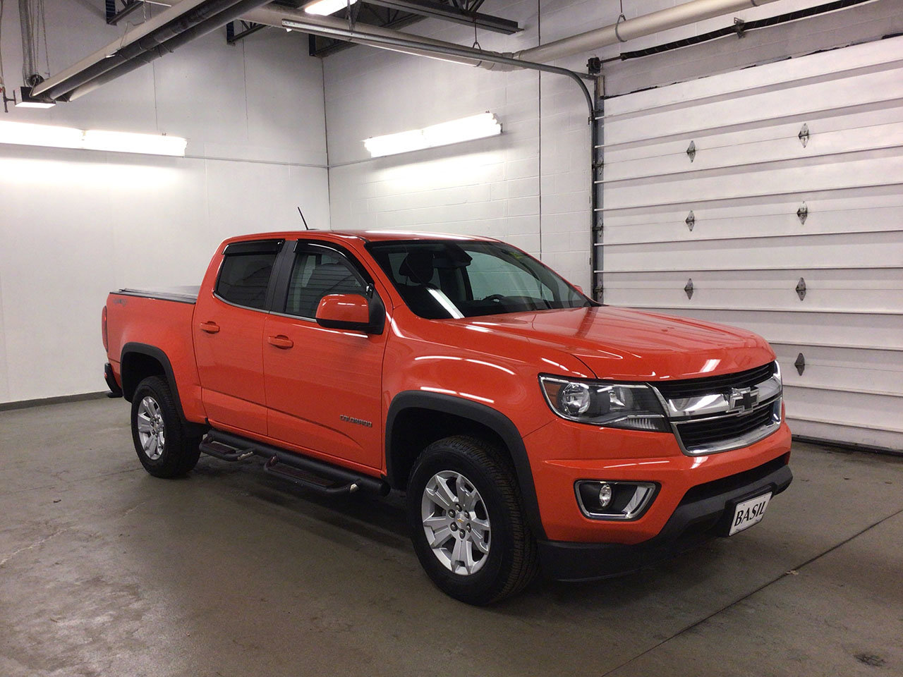 Used 2019 Crush Chevrolet 4WD LT image 32