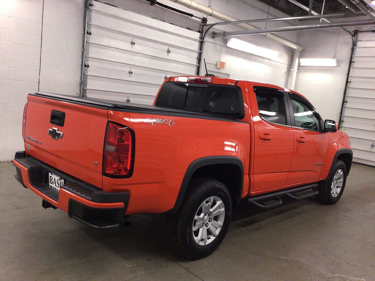 Used 2019 Crush Chevrolet 4WD LT image 11
