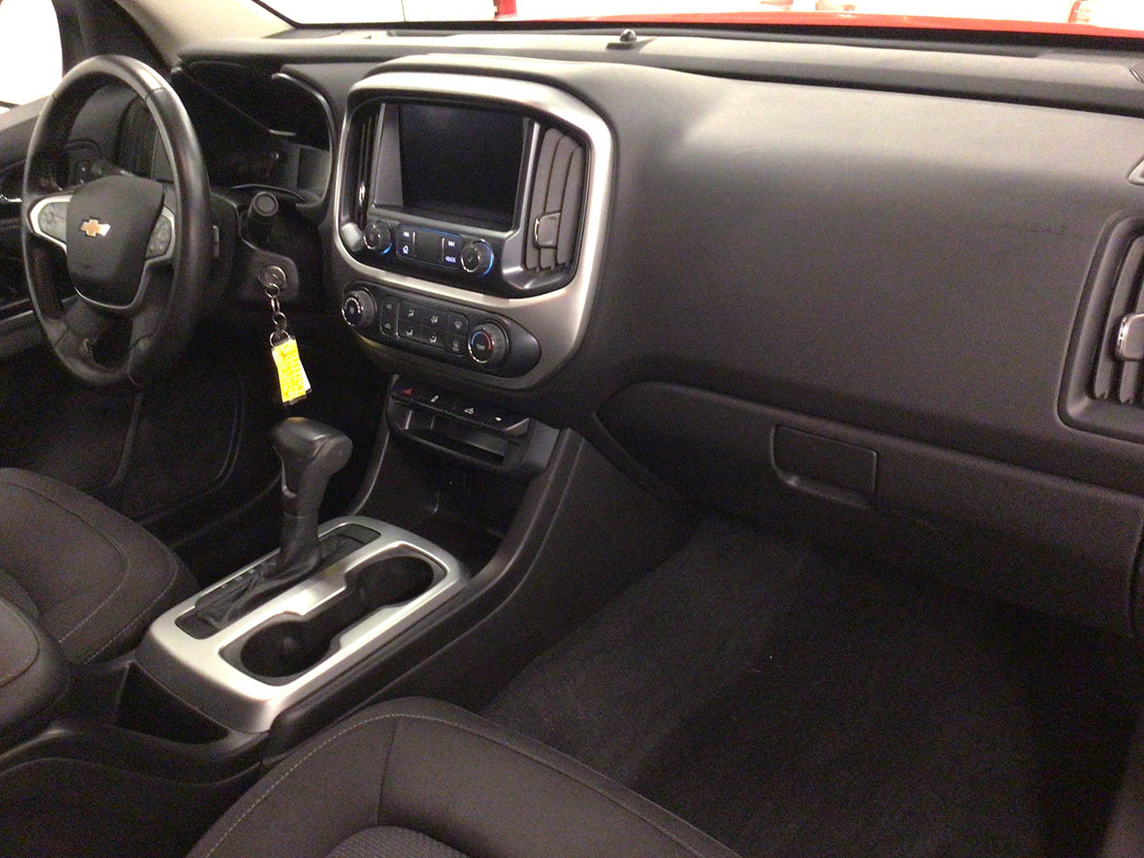 Used 2019 Crush Chevrolet 4WD LT image 22