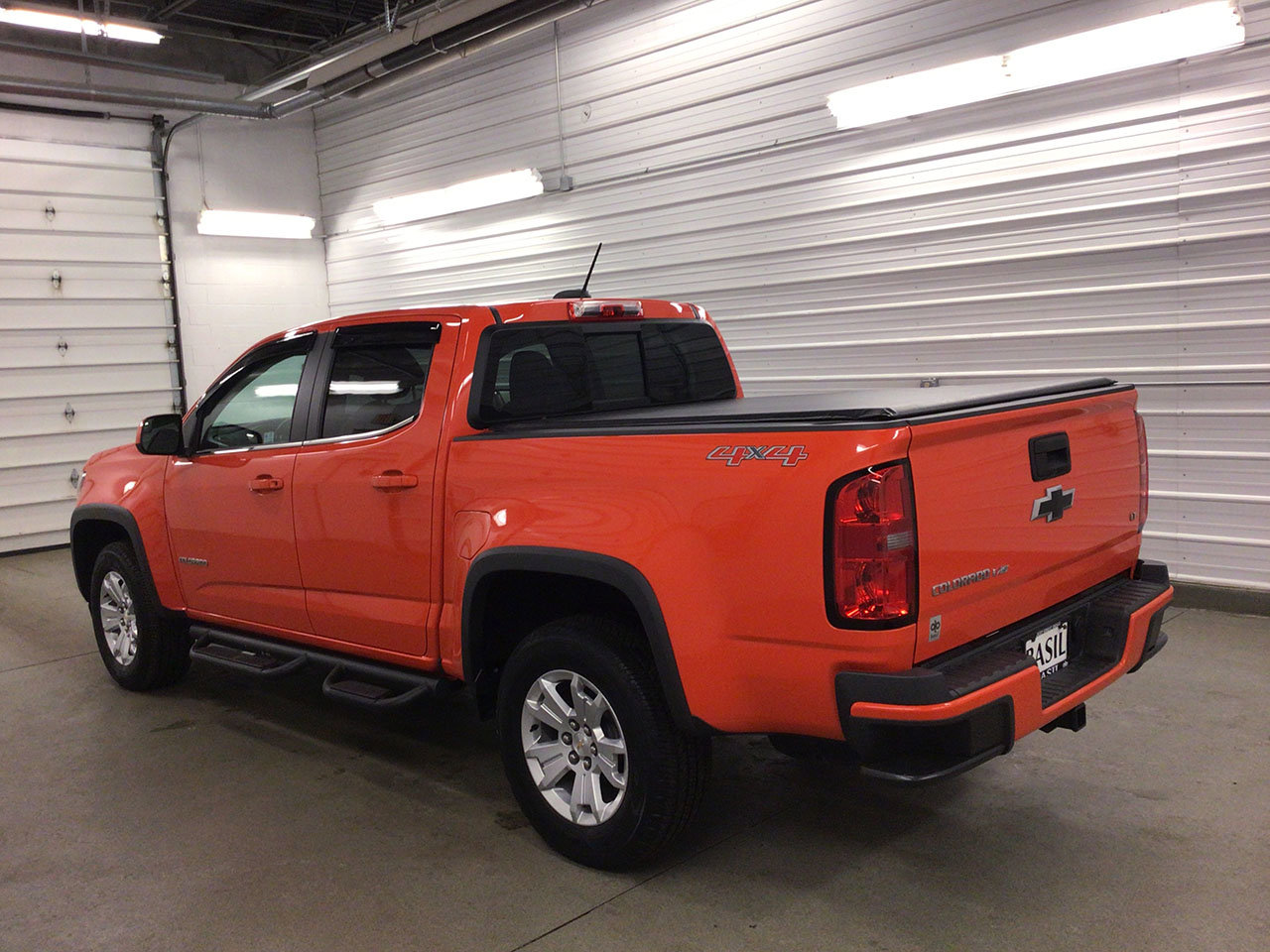 Used 2019 Crush Chevrolet 4WD LT image 13