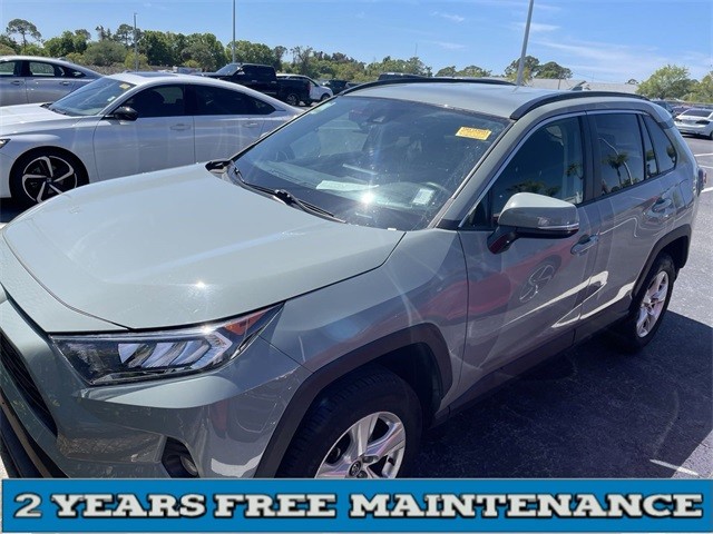 2020 Toyota RAV4 XLE