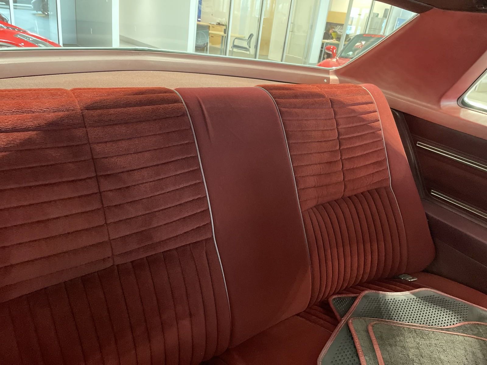 Used 1976 Black Oldsmobile image 31