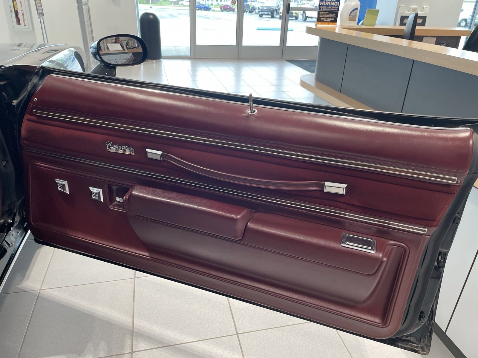 Used 1976 Black Oldsmobile image 26