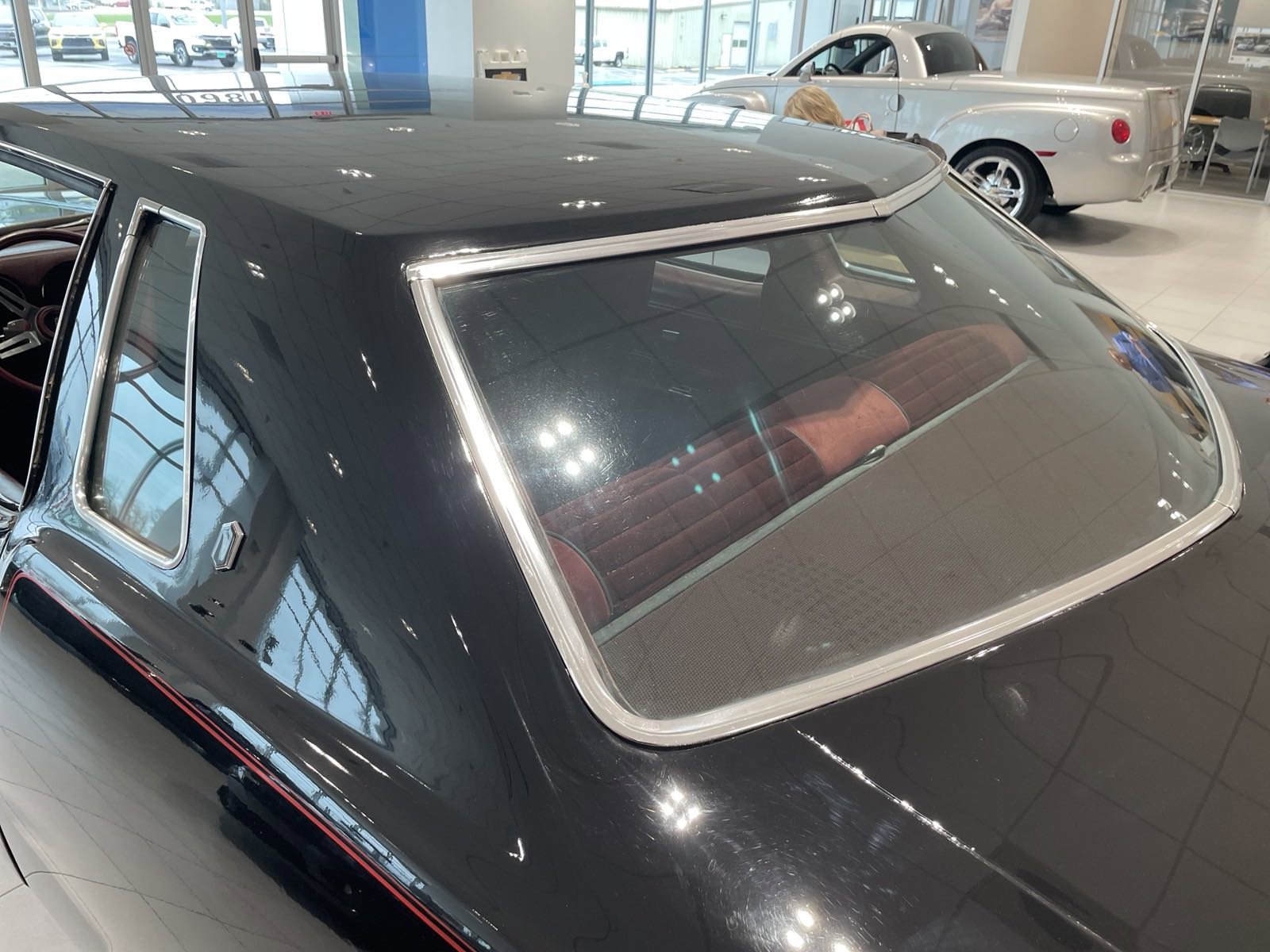 Used 1976 Black Oldsmobile image 18