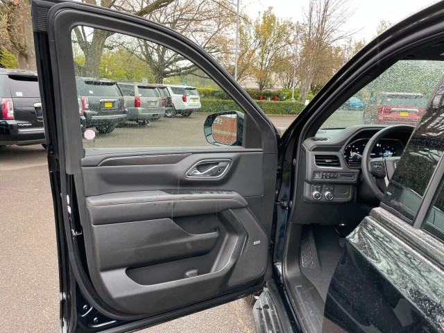 Used 2022 Onyx Black GMC AT4 image 14