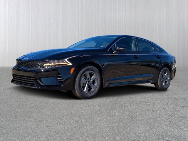New 2023 Kia K5 LXS FWD 4D Sedan