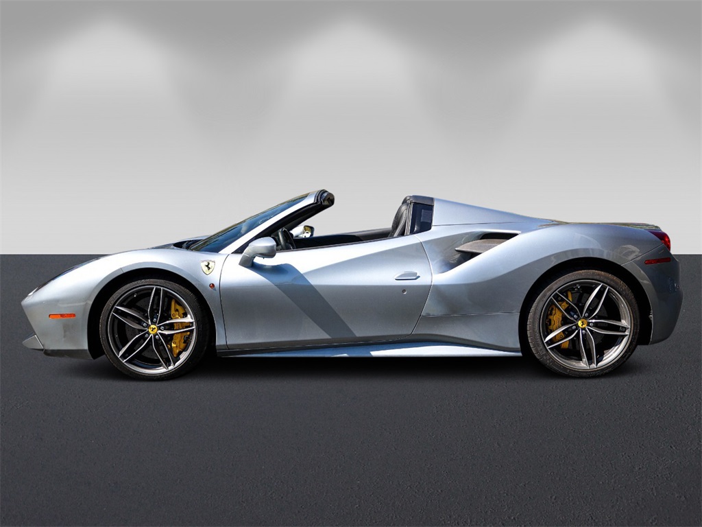 Certified Used 2017 Gray Ferrari Base image 6