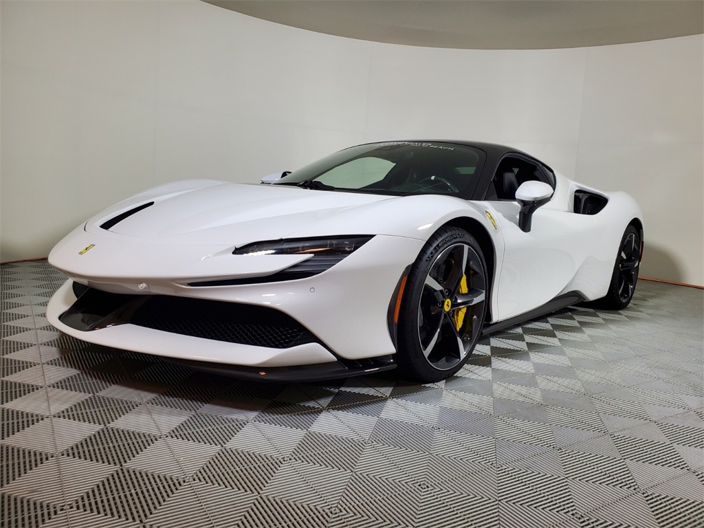 Certified Used 2021 White Ferrari Base image 12