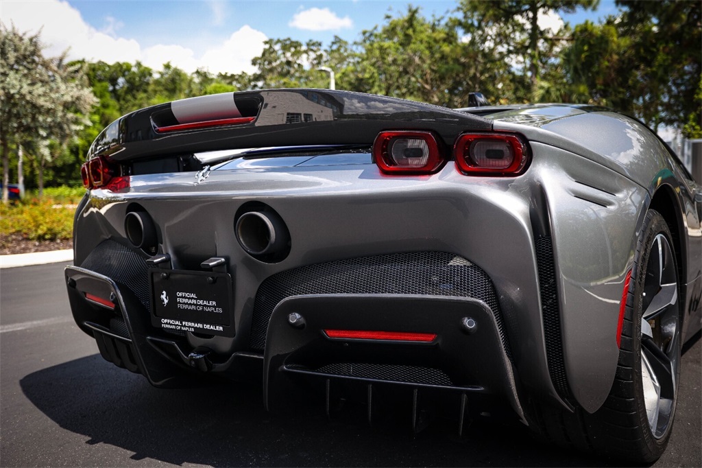 Certified Used 2022 Gray Ferrari Base image 16
