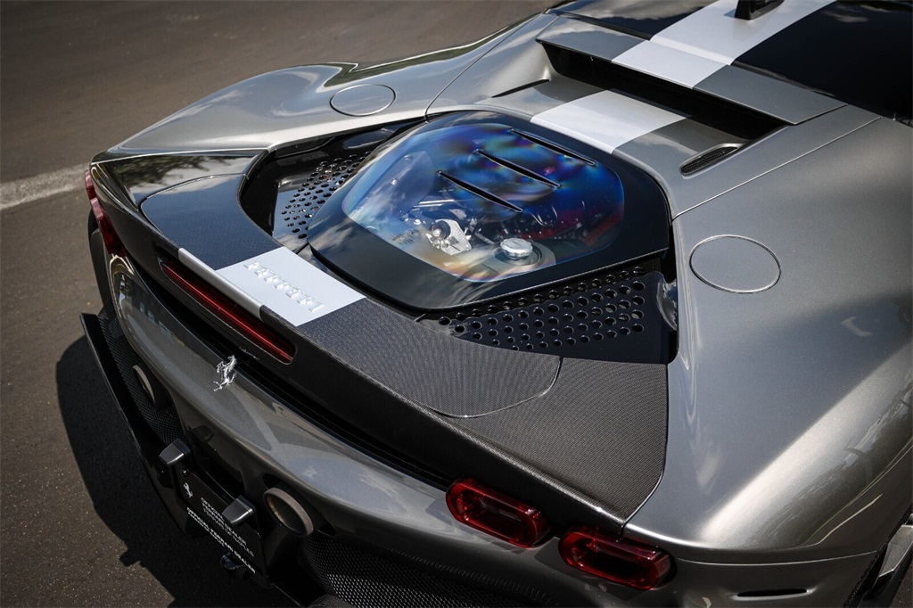 Certified Used 2022 Gray Ferrari Base image 18
