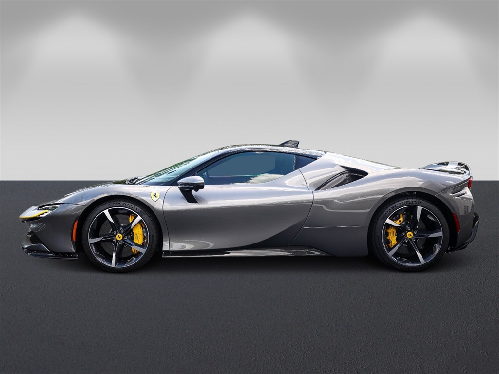 Certified Used 2022 Gray Ferrari Base image 6
