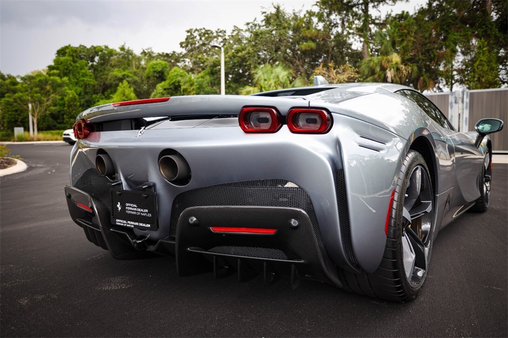 Certified Used 2021 Grigio Titanio Ferrari Base image 16