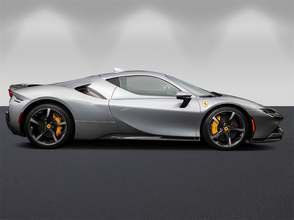 Certified Used 2021 Grigio Titanio Ferrari Base image 2