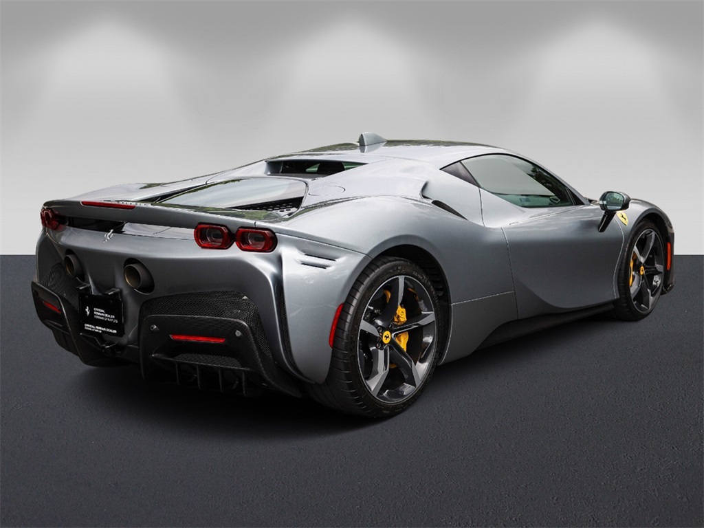 Certified Used 2021 Grigio Titanio Ferrari Base image 3