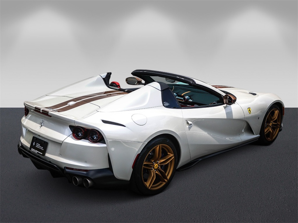 Certified Used 2022 White Ferrari Base image 10
