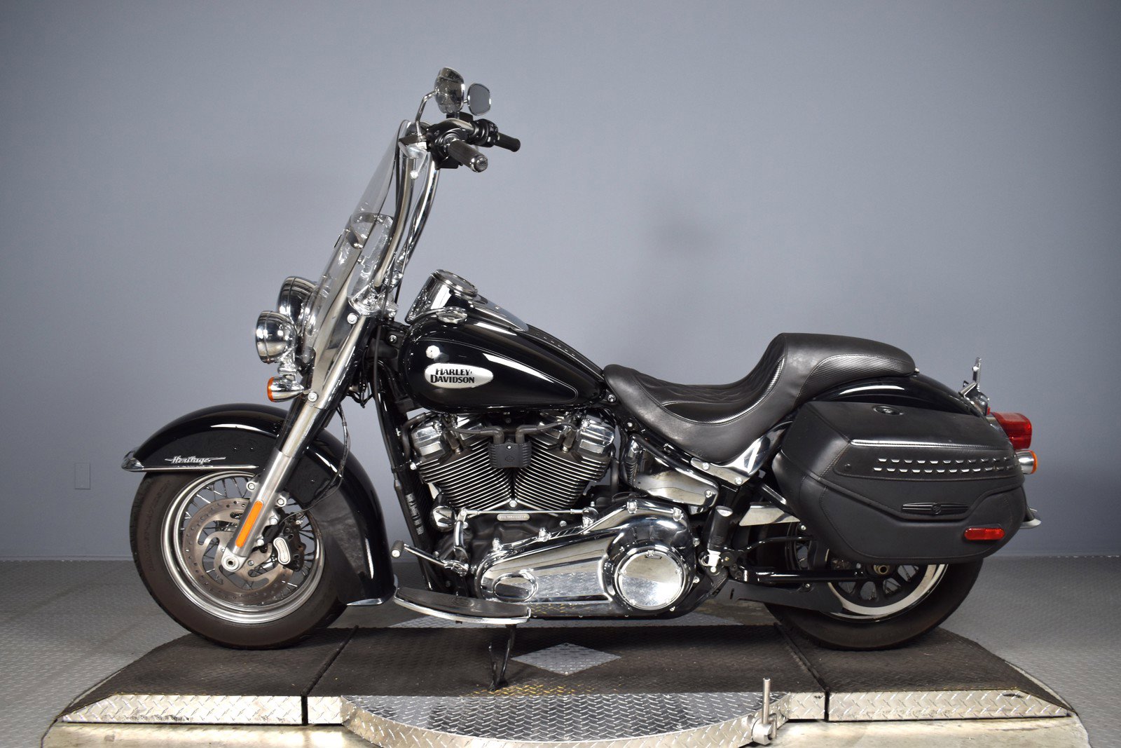 PreOwned 2021 HarleyDavidson Softail Heritage Classic FLHC Black