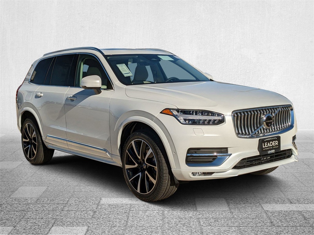 New 2023 Volvo XC90 B6 Plus 7Seater 4D Sport Utility in Normal V248 Bloomington Normal Automall
