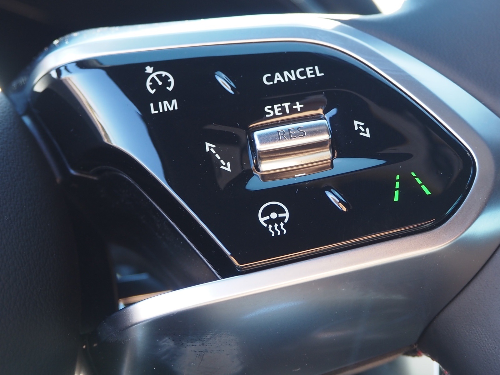 New 2023 Firenze Red Jaguar SVR image 26