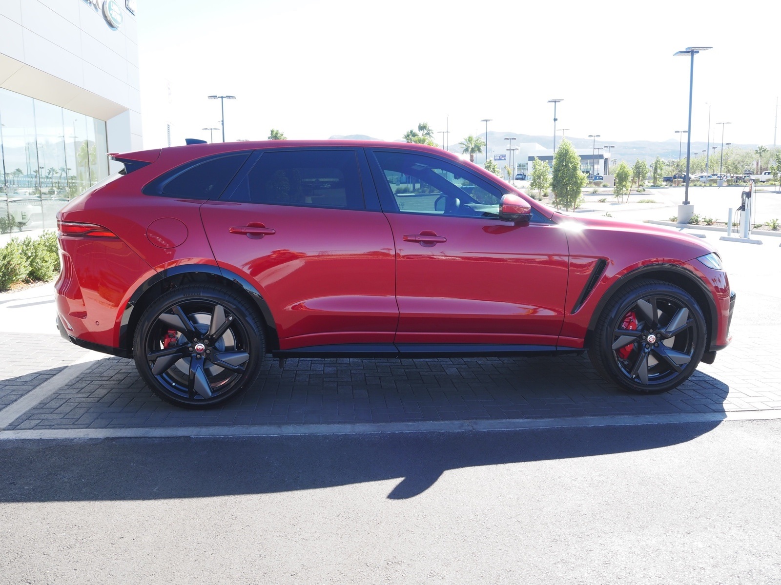 New 2023 Firenze Red Jaguar SVR image 17