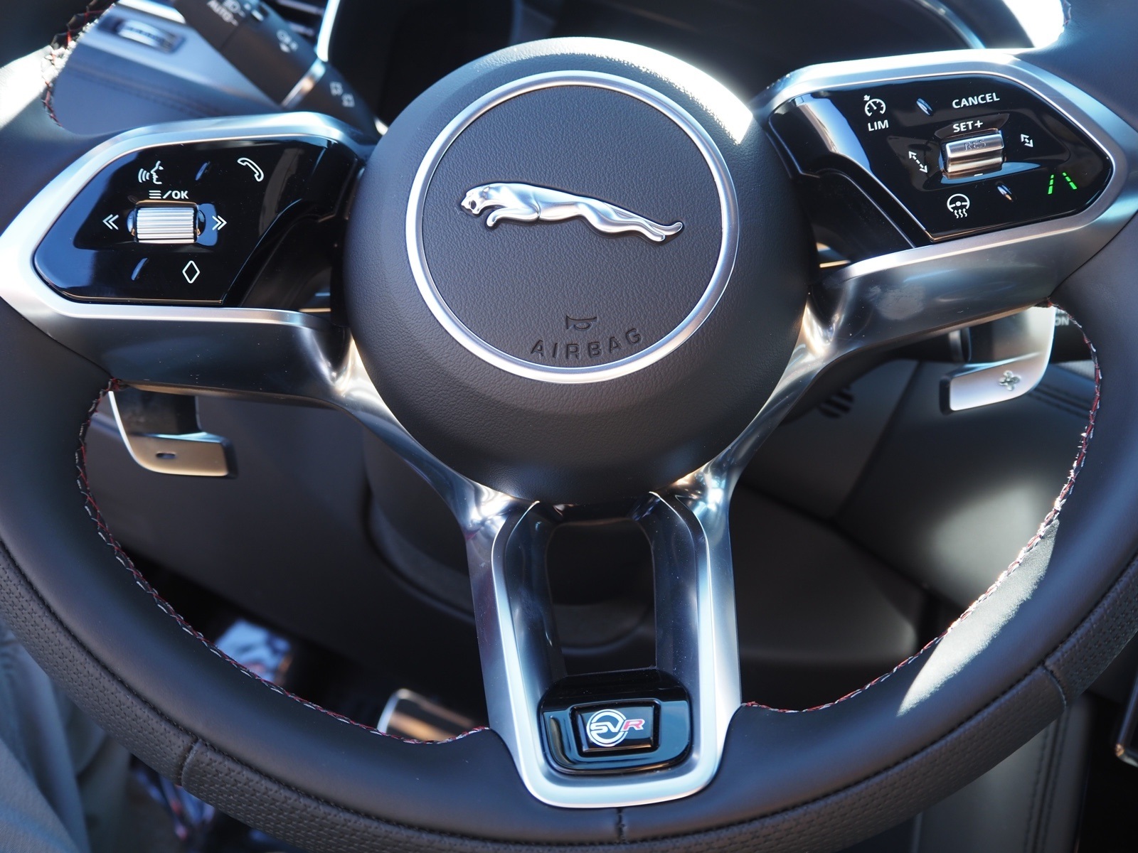 New 2023 Firenze Red Jaguar SVR image 24