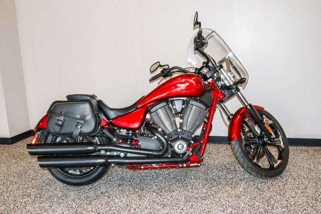 Pre-Owned 2016 Victory Vegas