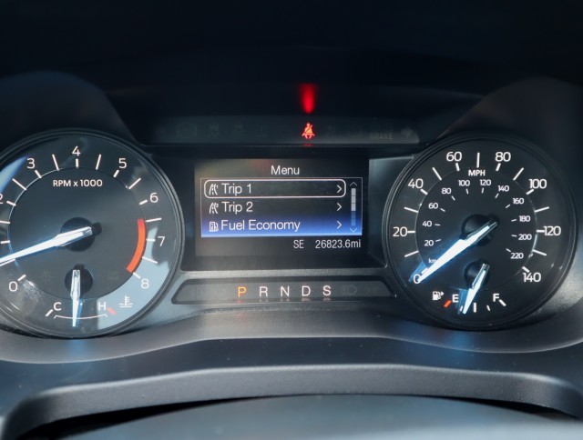 Used 2018 Magnetic Metallic Ford XLT image 10