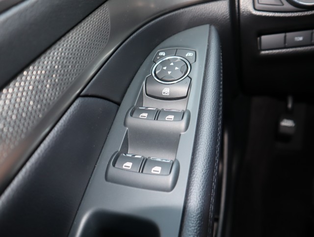 Used 2018 Magnetic Metallic Ford XLT image 22