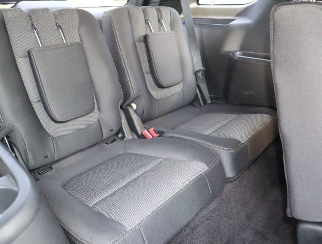 Used 2018 Magnetic Metallic Ford XLT image 16
