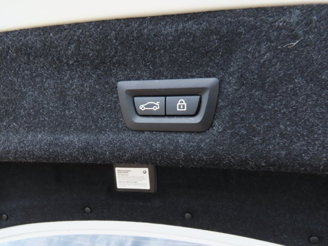 Used 2021 Alpine White BMW Base image 142