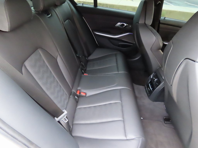 Used 2021 Alpine White BMW Base image 140
