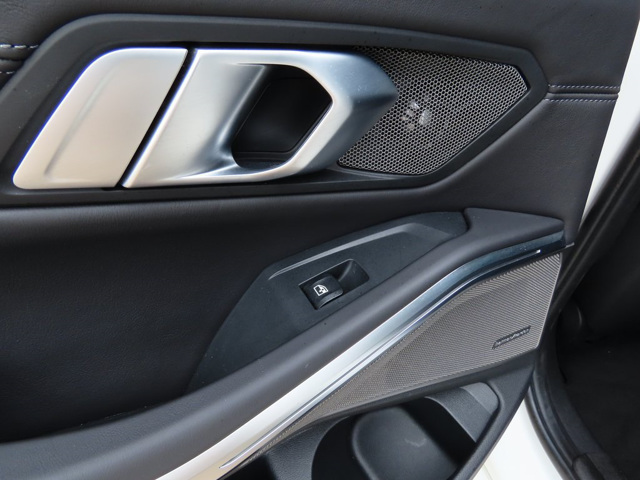 Used 2021 Alpine White BMW Base image 187