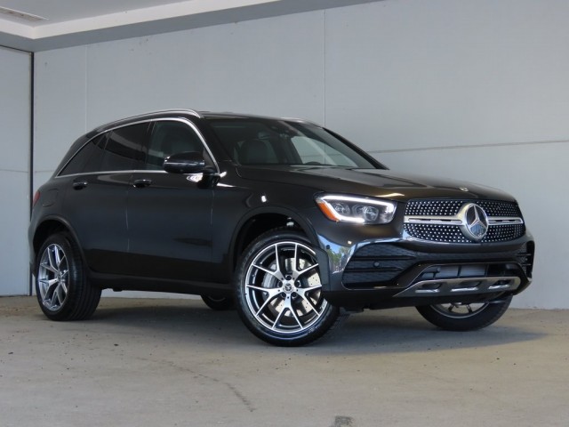Certified Pre-Owned 2022 Mercedes-Benz GLC 300 4MATIC®