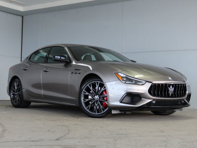 Certified Pre-Owned 2022 Maserati Ghibli Modena Q4 AWD