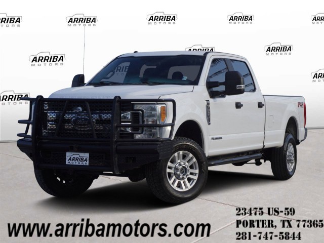 Pre-Owned 2017 Ford Super Duty F-350 SRW STX