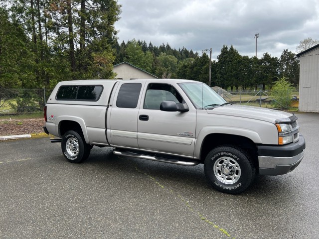 Pre-Owned 2004 Chevrolet Silverado 2500HD LS