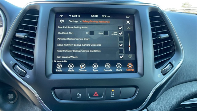 Used 2021 White Jeep Latitude Lux image 28