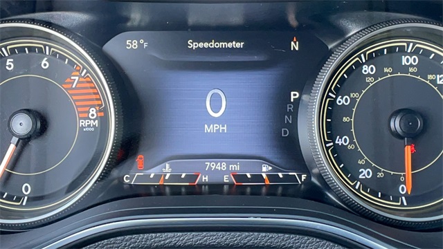 Used 2021 White Jeep Latitude Lux image 19