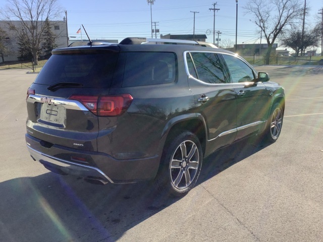 Used 2018 Silver GMC Denali image 3