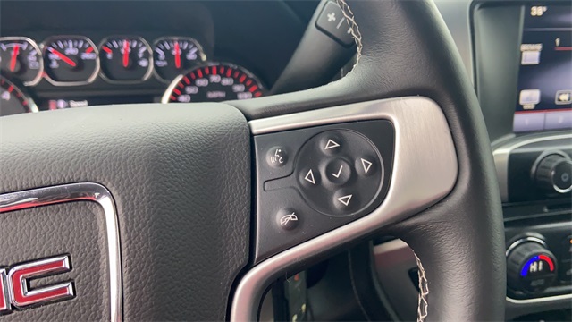 Used 2015 Red GMC SLE image 17