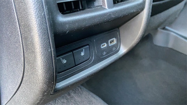 Used 2019 Black Cadillac Sport image 32