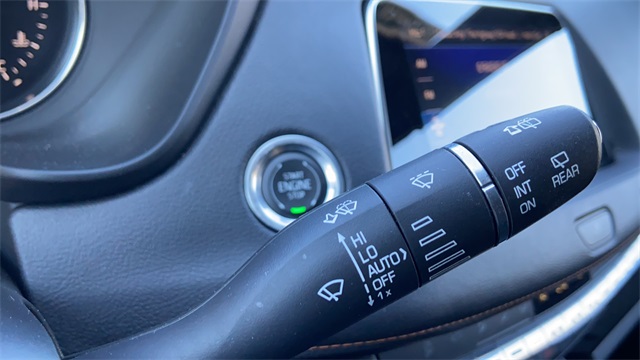 Used 2019 Black Cadillac Sport image 17