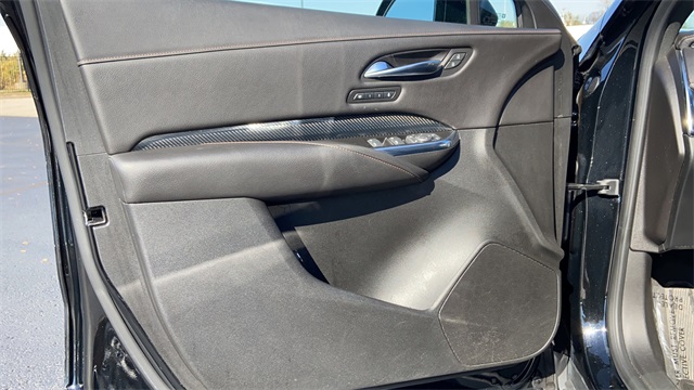Used 2019 Black Cadillac Sport image 7