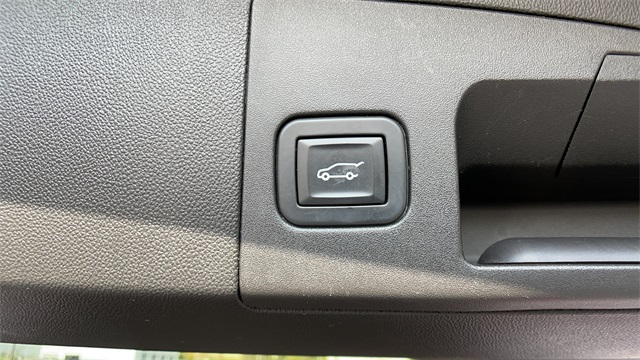 Used 2018 Black Cadillac Base image 43
