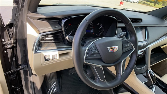Used 2018 Black Cadillac Base image 14
