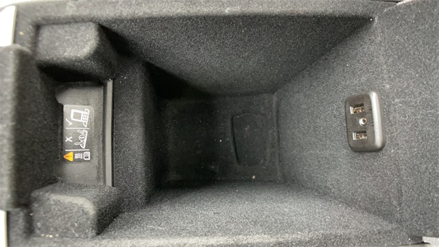 Used 2019 Gray Cadillac Luxury image 37