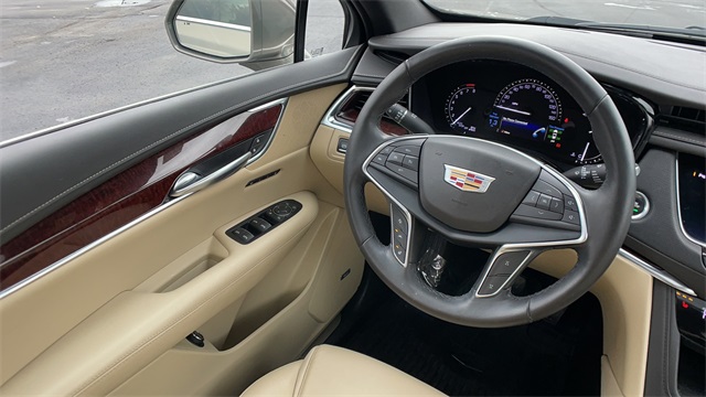 Used 2019 Gray Cadillac Luxury image 7
