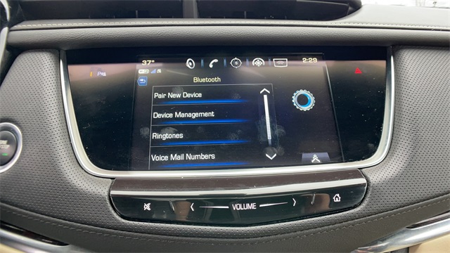 Used 2019 Gray Cadillac Luxury image 30