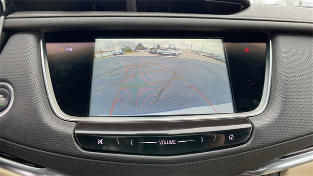 Used 2019 Gray Cadillac Luxury image 32