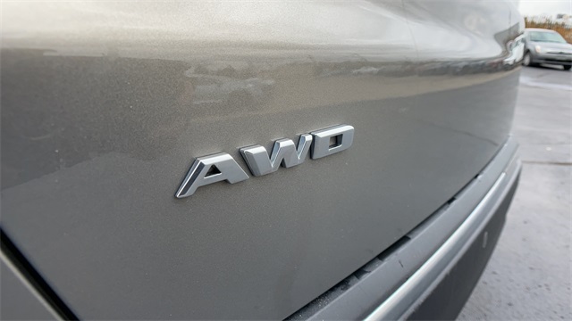 Used 2019 Gray Cadillac Luxury image 49